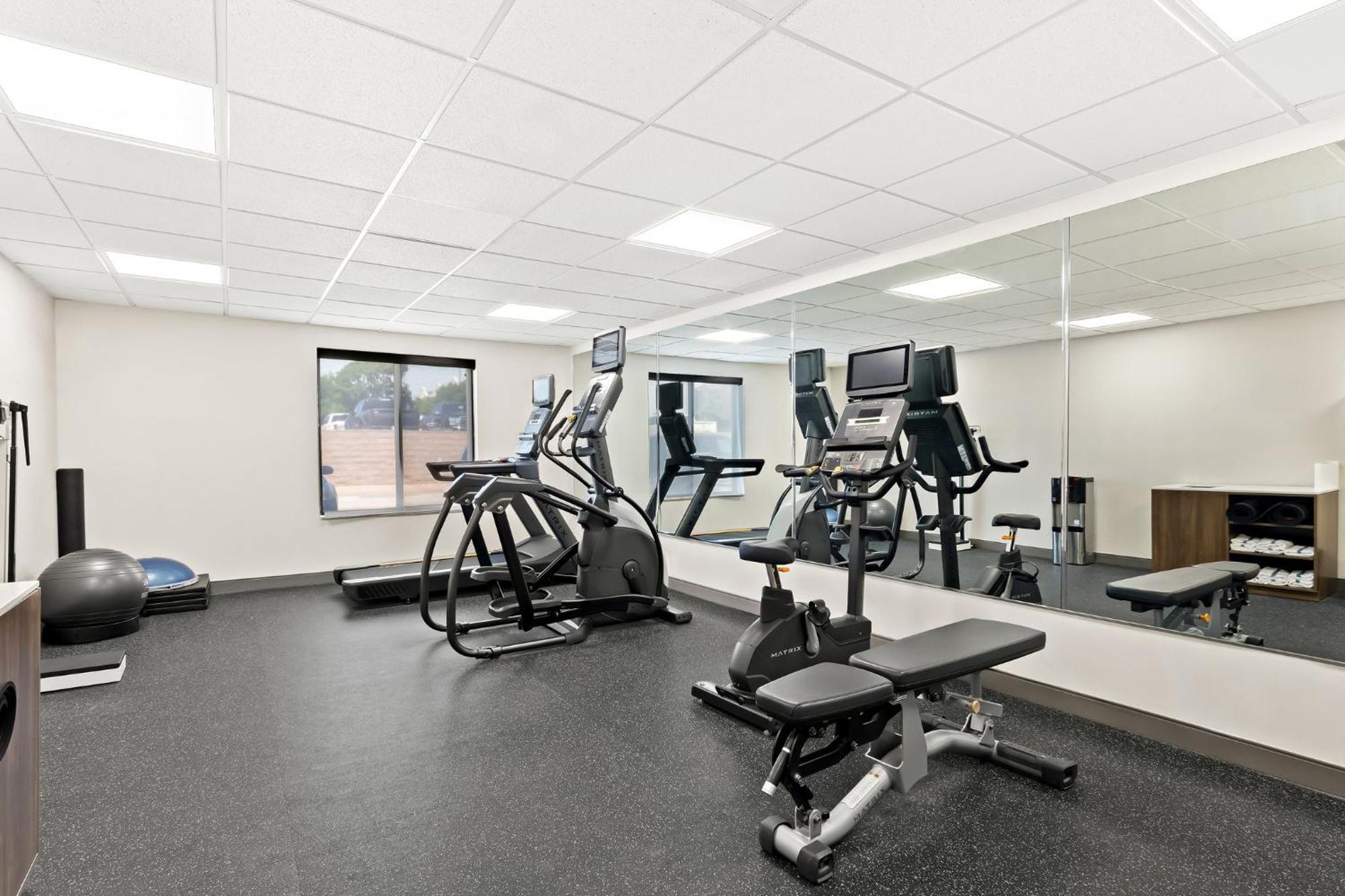 Holiday Inn Express & Suites Perry By Ihg Luaran gambar