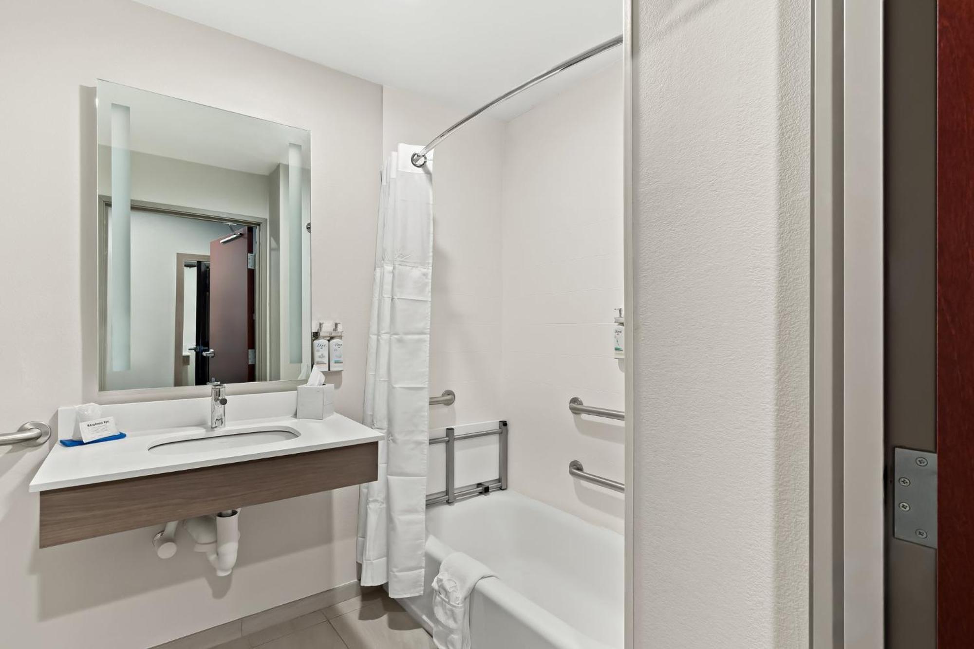 Holiday Inn Express & Suites Perry By Ihg Luaran gambar